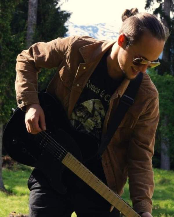 Roy Preissler — Musiklehrer:in auf Klangmentor